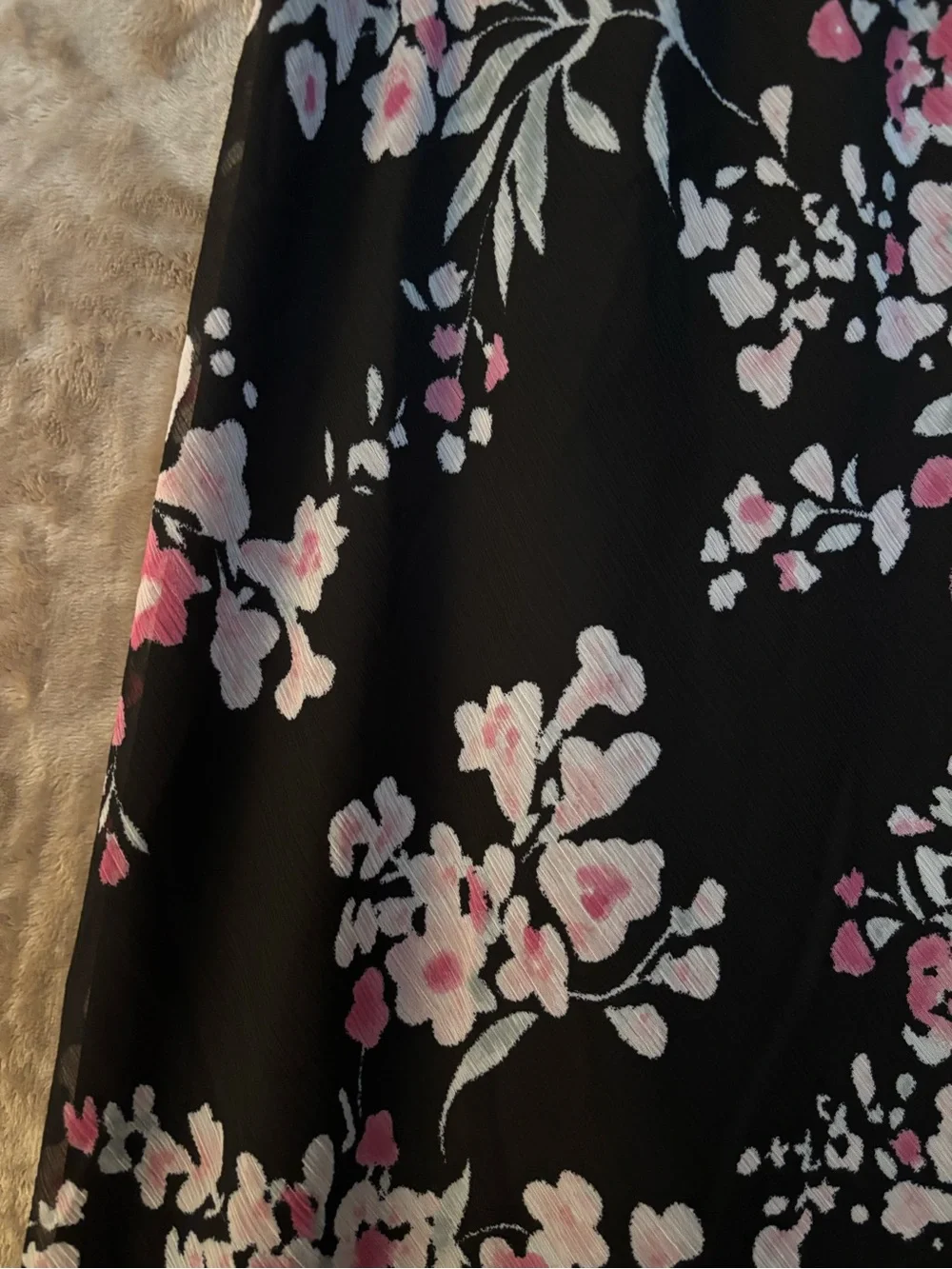 Floral A-Line Skirt Women’s Size 14 Black and Pink Floral Pattern